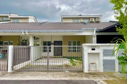 Ejen Hartanah Negeri Sembilan Teres 1 Tingkat Iringan Bayu Seremban